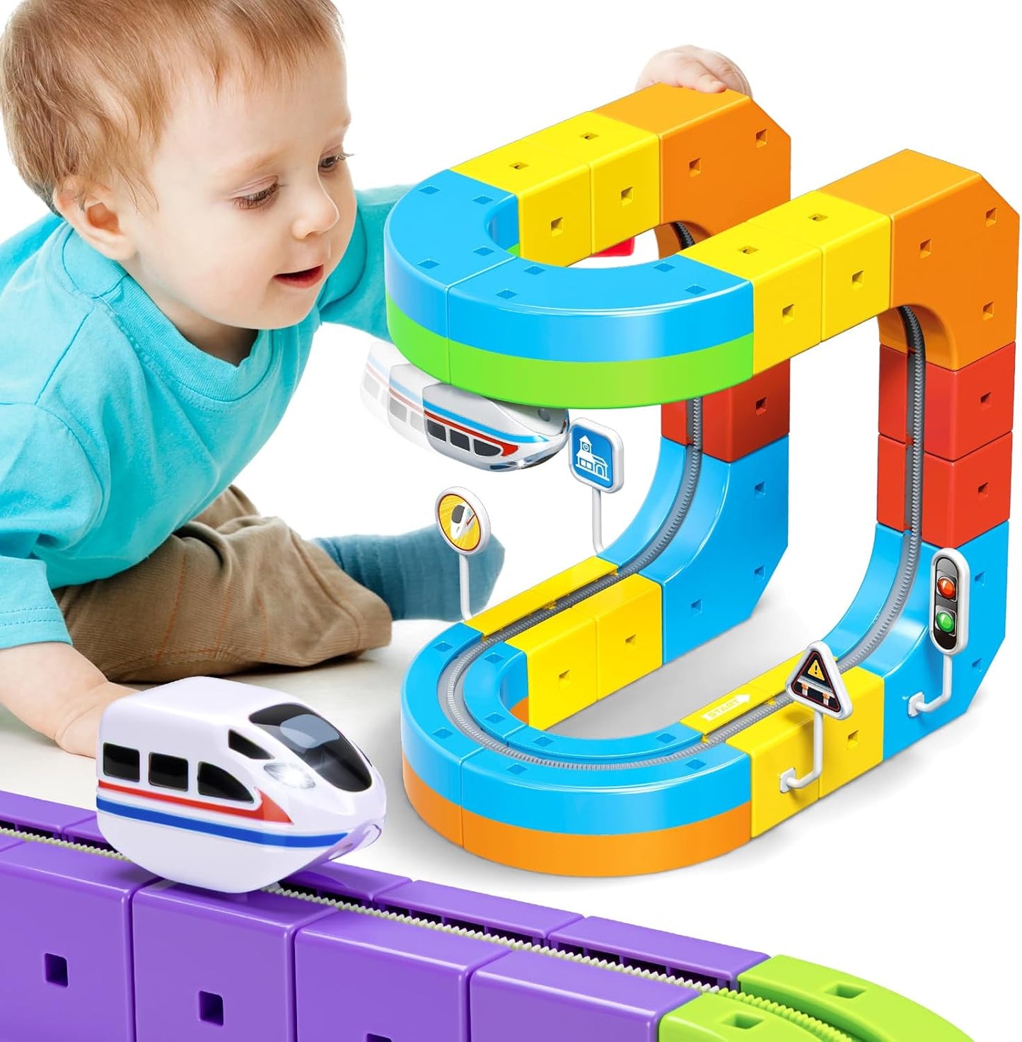 Gravity Racer Train Set